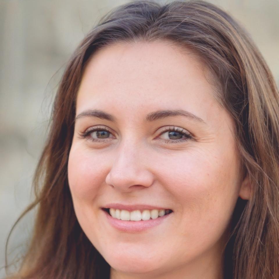 Portrait de Sophie Dubois, experte en marketing digital